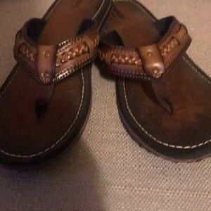 Clark’s Flip Flips